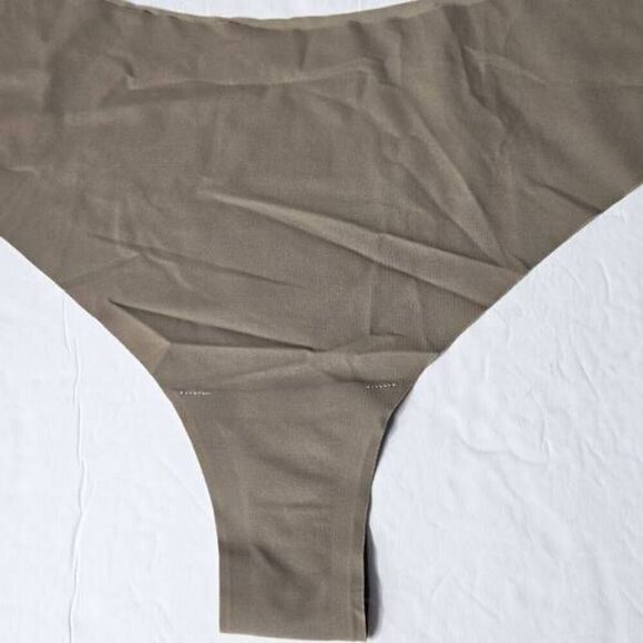 Skims bikini panty Nwt - Picture 3 of 7